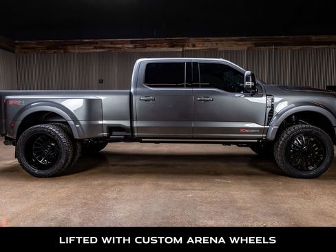 Used 2026 Ford F450 Platinum w/ FX4 Off-Road Package image 10