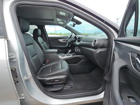 Used 2019 Chevrolet Blazer LT w/ Sun and Wheels Package FWD image 17