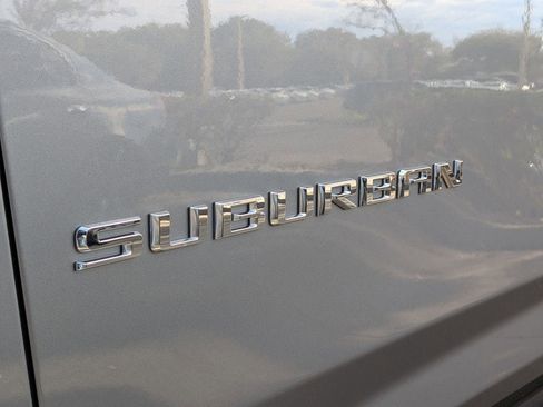 New 2026 Chevrolet Suburban High Country image 6