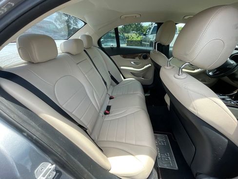 Used 2016 Mercedes-Benz C 300 Sedan image 9