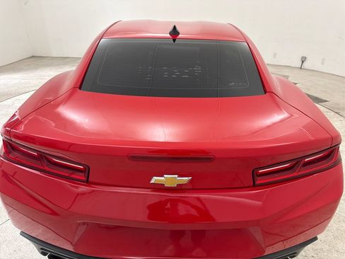 Used 2016 Chevrolet Camaro LT RWD image 23