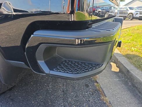 Used 2023 Chevrolet Silverado 1500 RST w/ Z71 Off-Road Package image 15