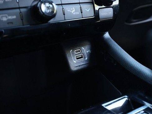 Used 2025 Jeep Compass Trailhawk AWD/4WD image 14