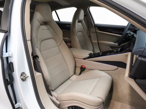 New 2026 Porsche Panamera 4 image 24