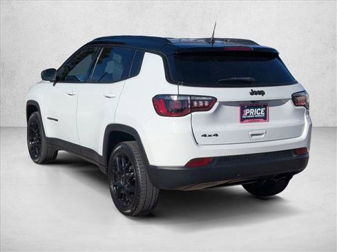 Used 2022 Jeep Compass Altitude image 8