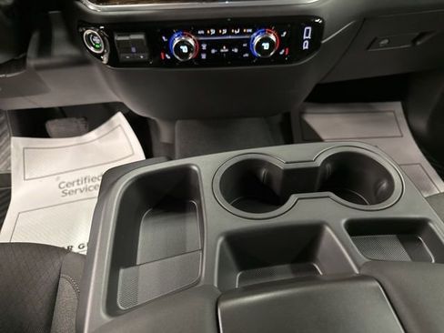 Used 2026 GMC Sierra 2500 SLE w/ SLE Value Package; image 17