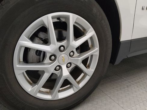 Used 2023 Chevrolet Equinox LT FWD image 31