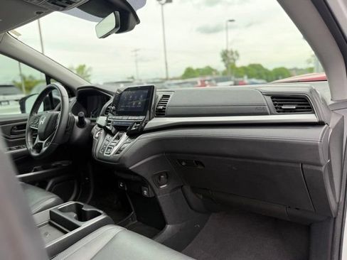 Used 2021 Honda Odyssey EX-L image 19