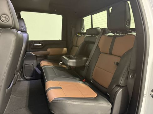 Used 2023 Chevrolet Silverado 2500 High Country w/ Safety Package II AWD/4WD image 15