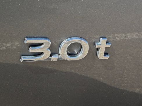 Used 2018 INFINITI Q50 Luxe w/ Essential Package (3.0T Luxe) AWD/4WD image 35