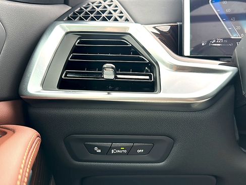 New 2026 BMW X5 xDrive50e AWD/4WD image 27