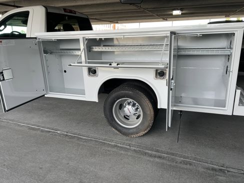 New 2025 GMC Sierra 3500 Pro w/ Convenience Package AWD/4WD image 39
