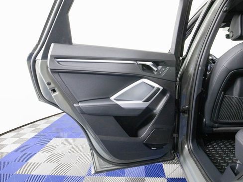 Used 2022 Audi Q3 2.0T Premium Plus image 12