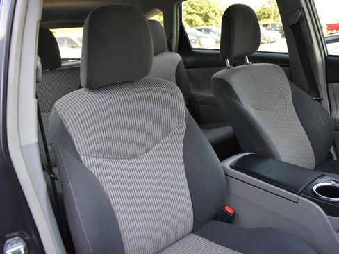 Used 2017 Toyota Prius V Three FWD image 32