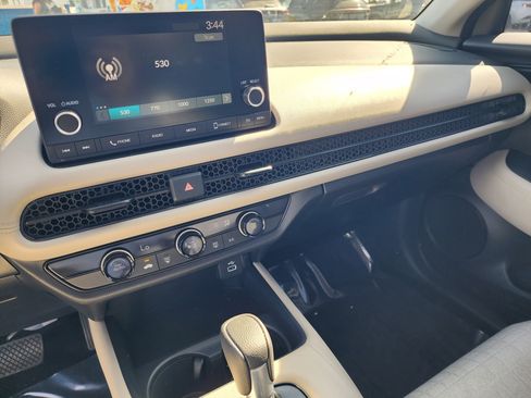 Used 2024 Honda HR-V LX image 15