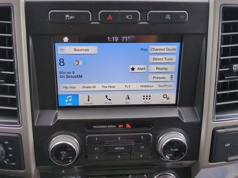 Used 2018 Ford F150 Lariat w/ Equipment Group 502A Luxury image 18