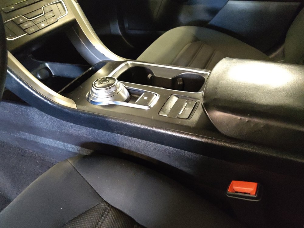 Used 2019 Ford Fusion SE FWD image 26
