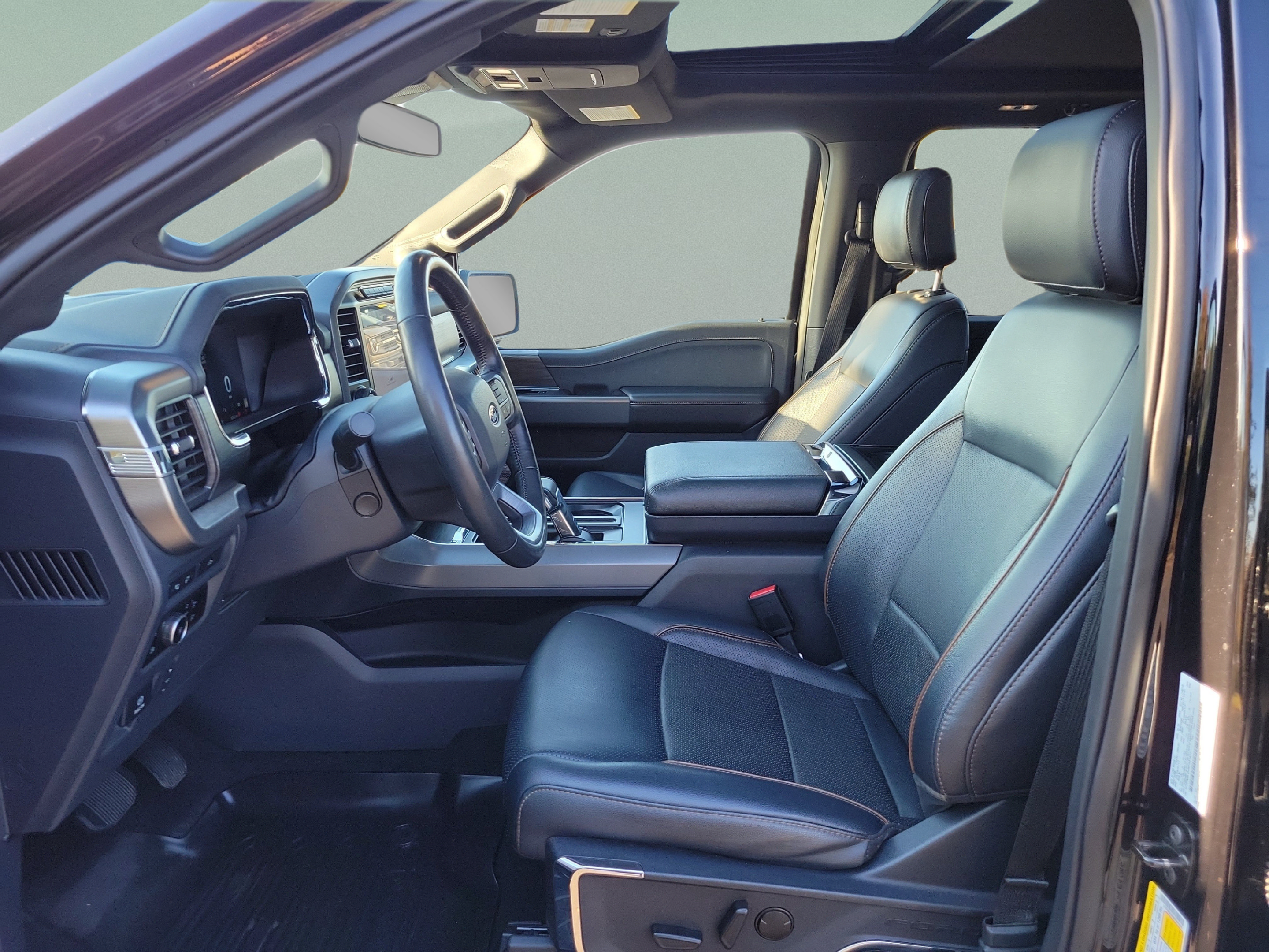 Used 2024 Ford F150 Lariat w/ Bed Utility Package AWD/4WD image 15