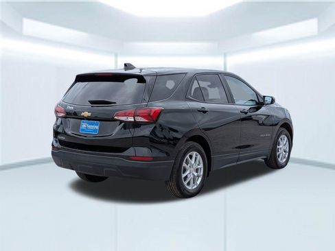 Used 2024 Chevrolet Equinox LS w/ LS Convenience Package FWD image 6