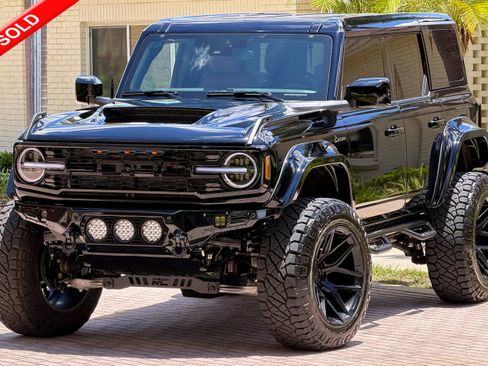 Used 2026 Ford Bronco Outer Banks AWD/4WD image 1