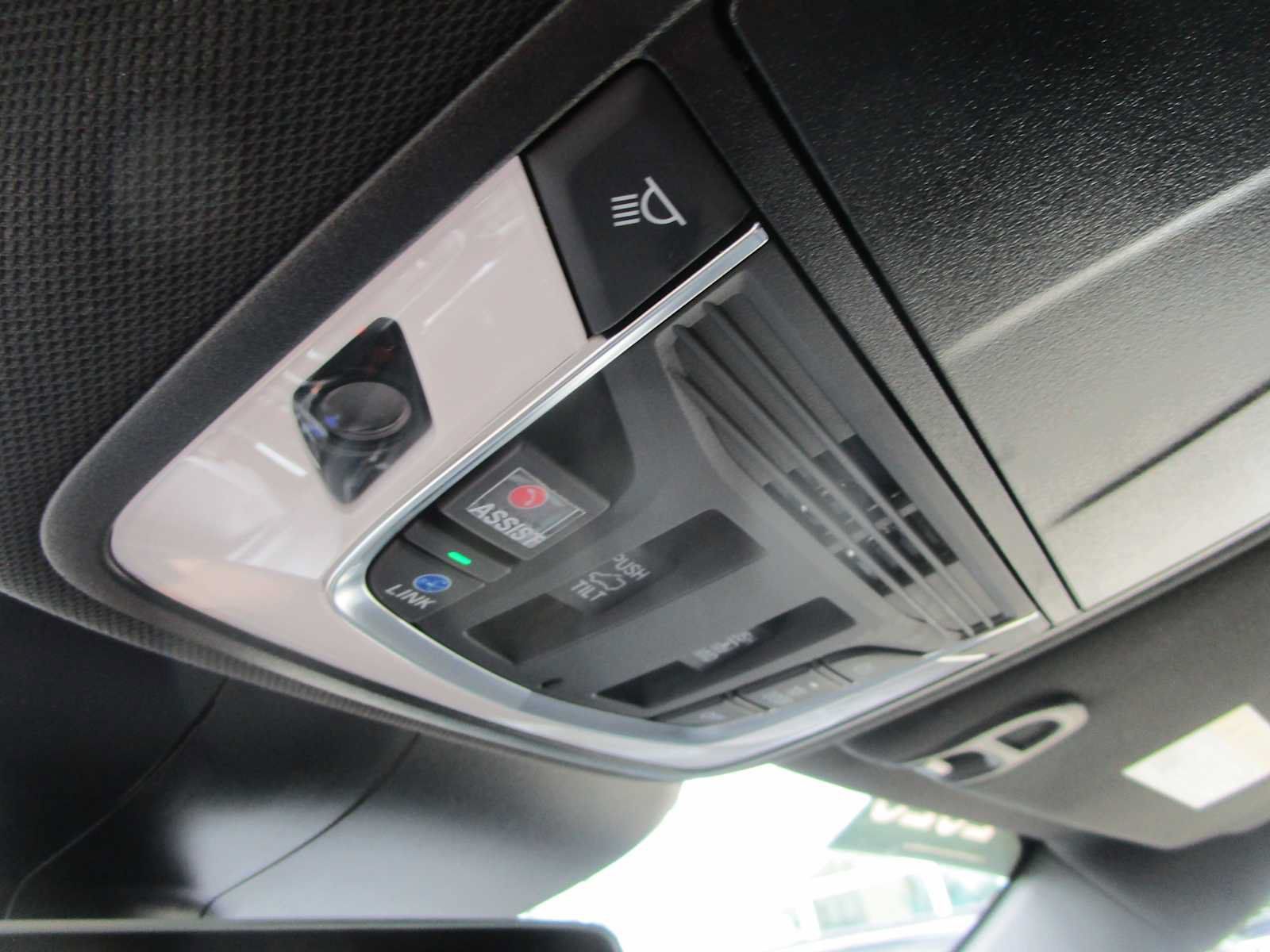 Certified 2025 Acura RDX w/ Advance Package AWD/4WD image 28