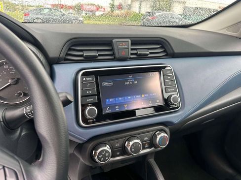 Used 2025 Nissan Versa SV FWD image 26