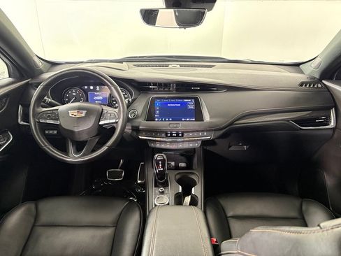 Used 2022 Cadillac XT4 Sport AWD/4WD image 37