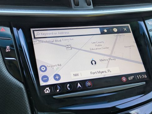 Used 2019 Cadillac XTS Luxury image 31