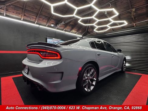 Used 2022 Dodge Charger GT image 3