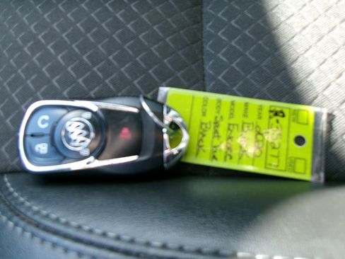 Used 2020 Buick Encore Sport Touring w/ Safety Package image 18