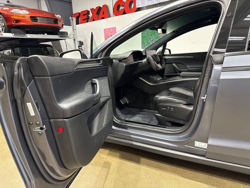 Used 2022 Tesla Model X Plaid AWD/4WD image 78