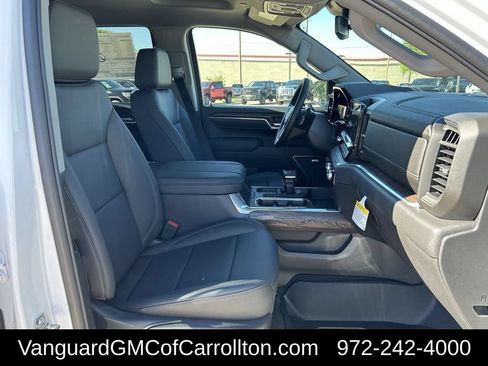 New 2026 GMC Sierra 1500 SLT AWD/4WD image 25