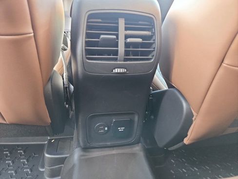 Used 2021 Ford Bronco Sport Outer Banks w/ Outer Banks Package image 32