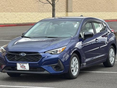 Used 2025 Subaru Impreza 2.0i image 8