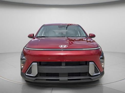 Used 2026 Hyundai Kona SE FWD image 4