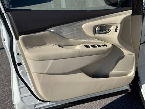 Used 2018 Nissan Murano SL image 27