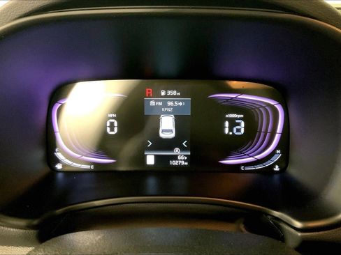 Used 2025 Kia Soul LX image 20