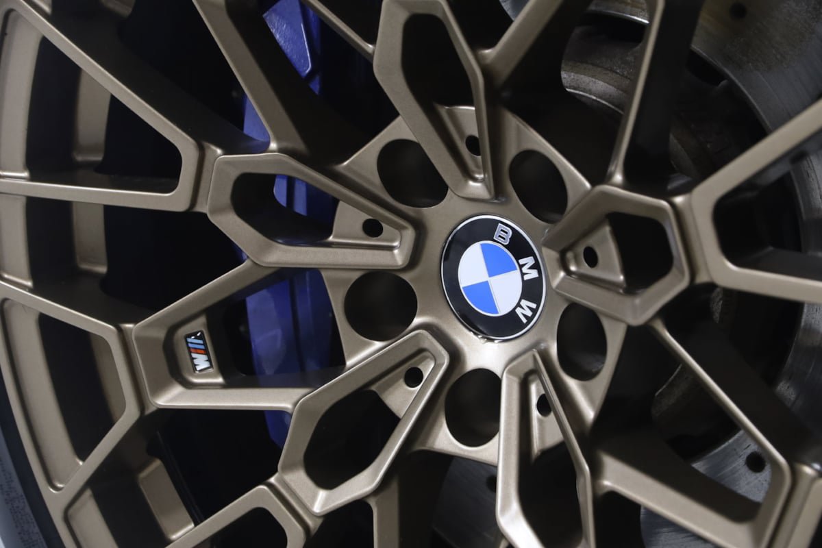 Used 2024 BMW M2 w/ Lighting Package RWD image 19
