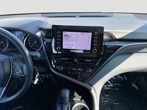 Used 2024 Toyota Camry LE FWD image 18