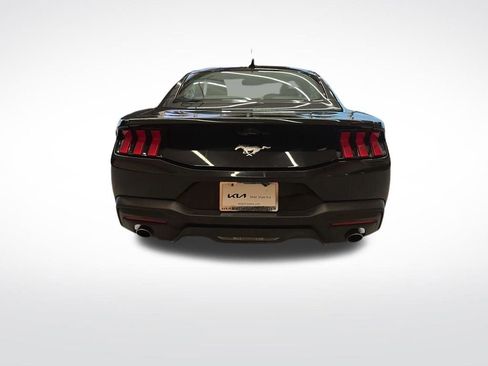 Used 2024 Ford Mustang Coupe image 5