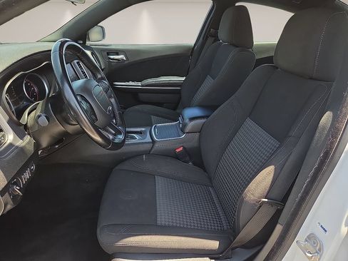 Used 2023 Dodge Charger SXT RWD image 13