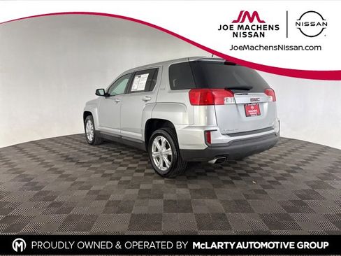 Used 2017 GMC Terrain SLE image 8