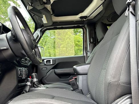 Used 2020 Jeep Wrangler Unlimited Sport AWD/4WD image 15