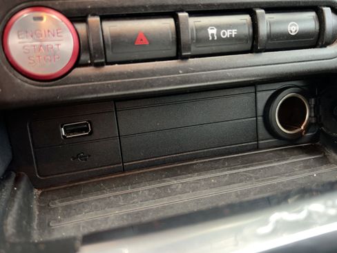 Used 2019 Ford Mustang Coupe image 31