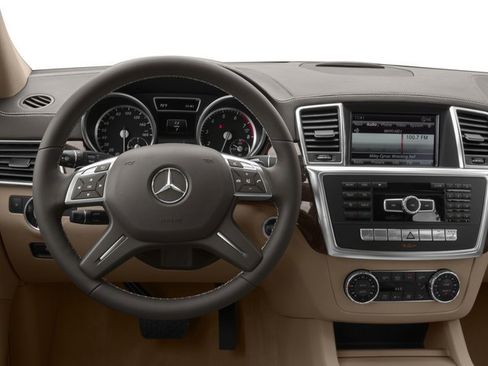 Used 2016 Mercedes-Benz GL 450 4MATIC image 6