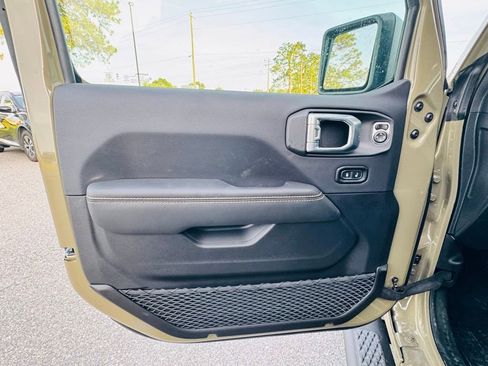 New 2026 Jeep Wrangler Unlimited Rubicon AWD/4WD image 14