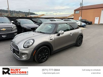 Used 2019 MINI Cooper 2-Door Hardtop w/ Signature Upholstery Package