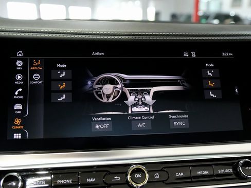 Used 2020 Bentley Continental GT image 33