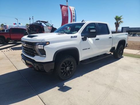 New 2026 Chevrolet Silverado 3500 LT w/ Trail Boss Package AWD/4WD image 8