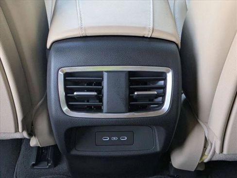 Used 2024 Acura RDX w/ Technology Package AWD/4WD image 18